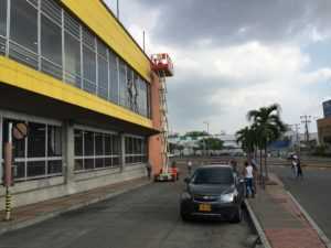 Alquiler de Elevador Manlift en Bucaramanga, Santander, Colombia